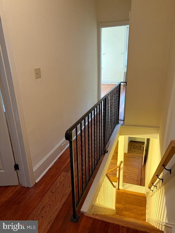 5229 Pulaski Avenue photo 19
