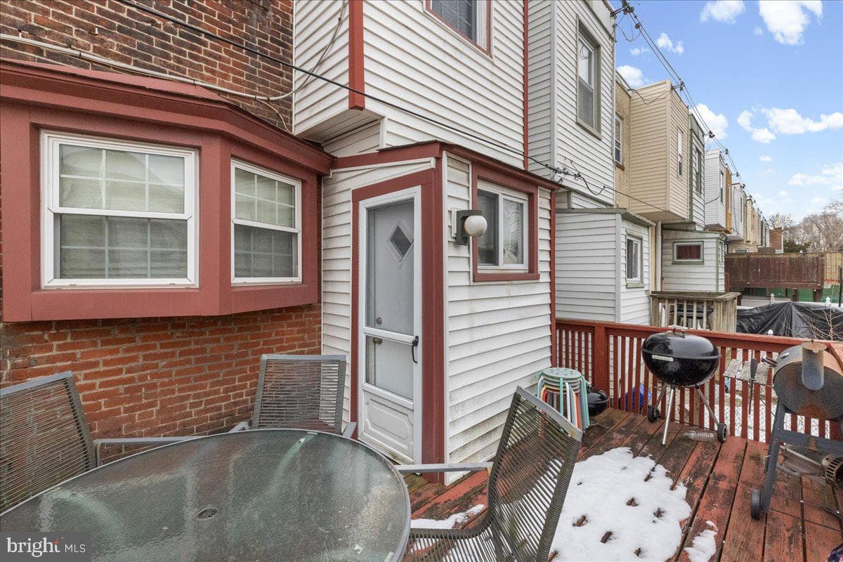 5211 Diamond Street photo 29