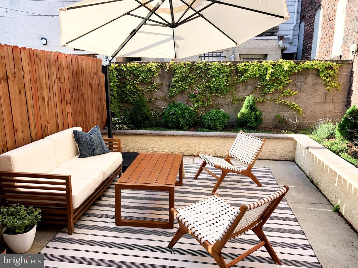 1205 Wharton Street photo 10