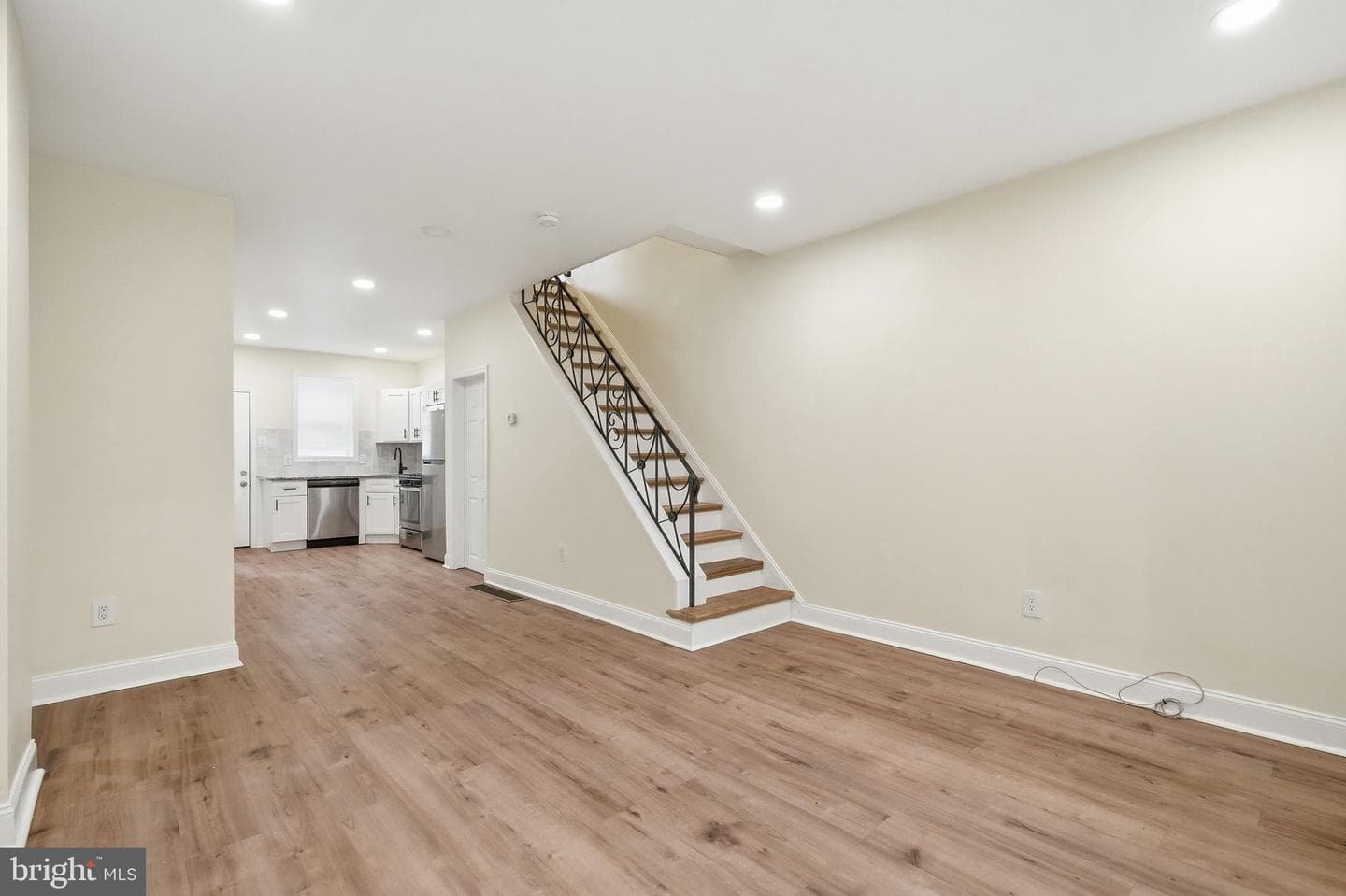1441 S Marston Street photo 6
