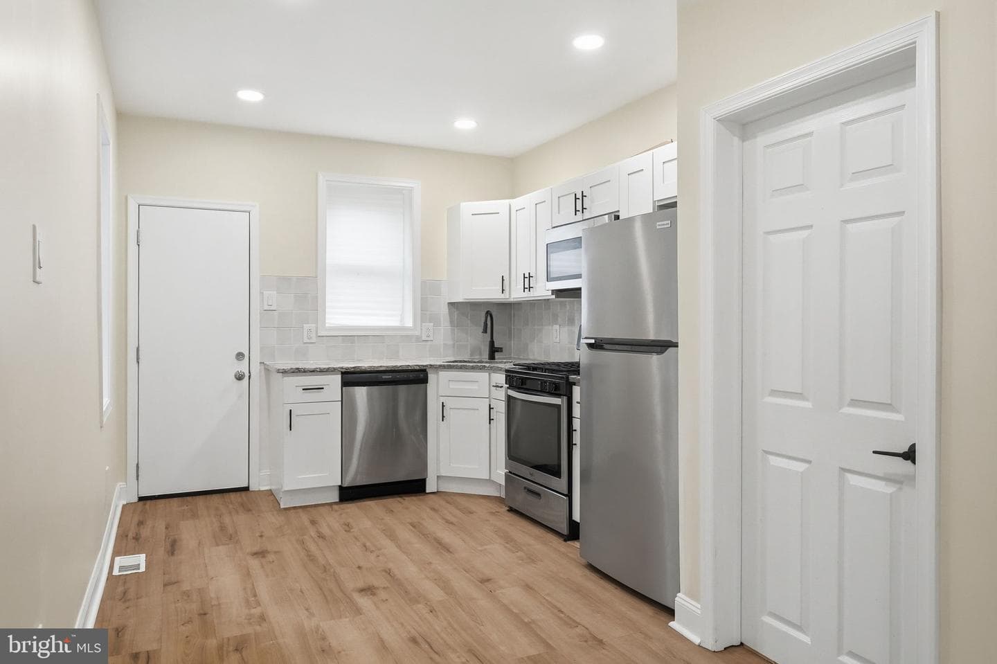 1441 S Marston Street photo 8