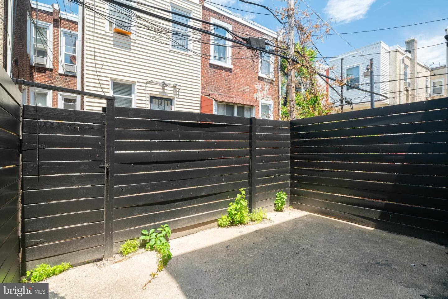 5513 Addison Street photo 20