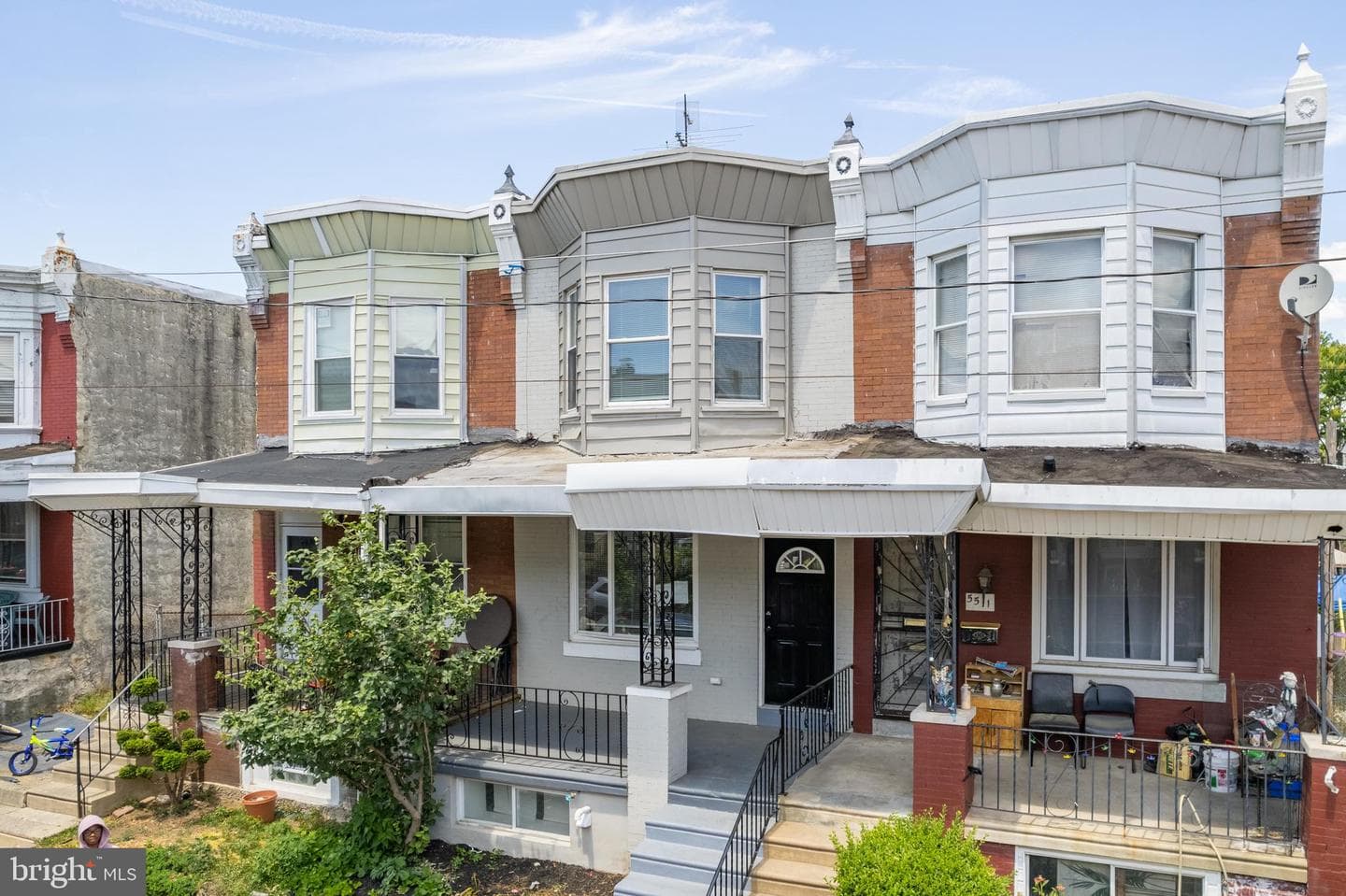 5513 Addison Street photo 22