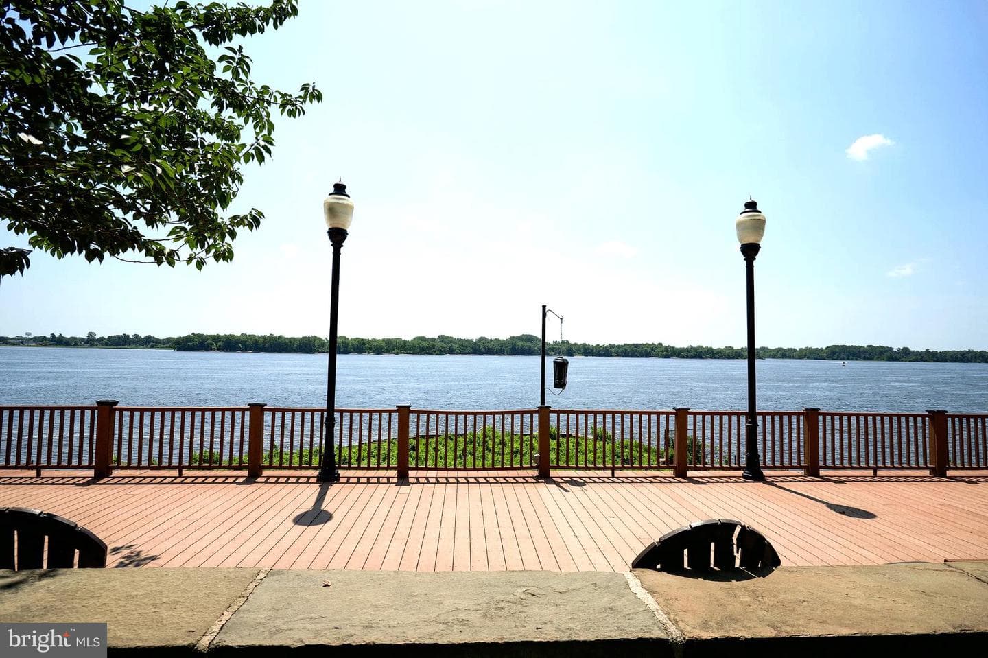 1101 Delaire Landing Road #101 photo 21