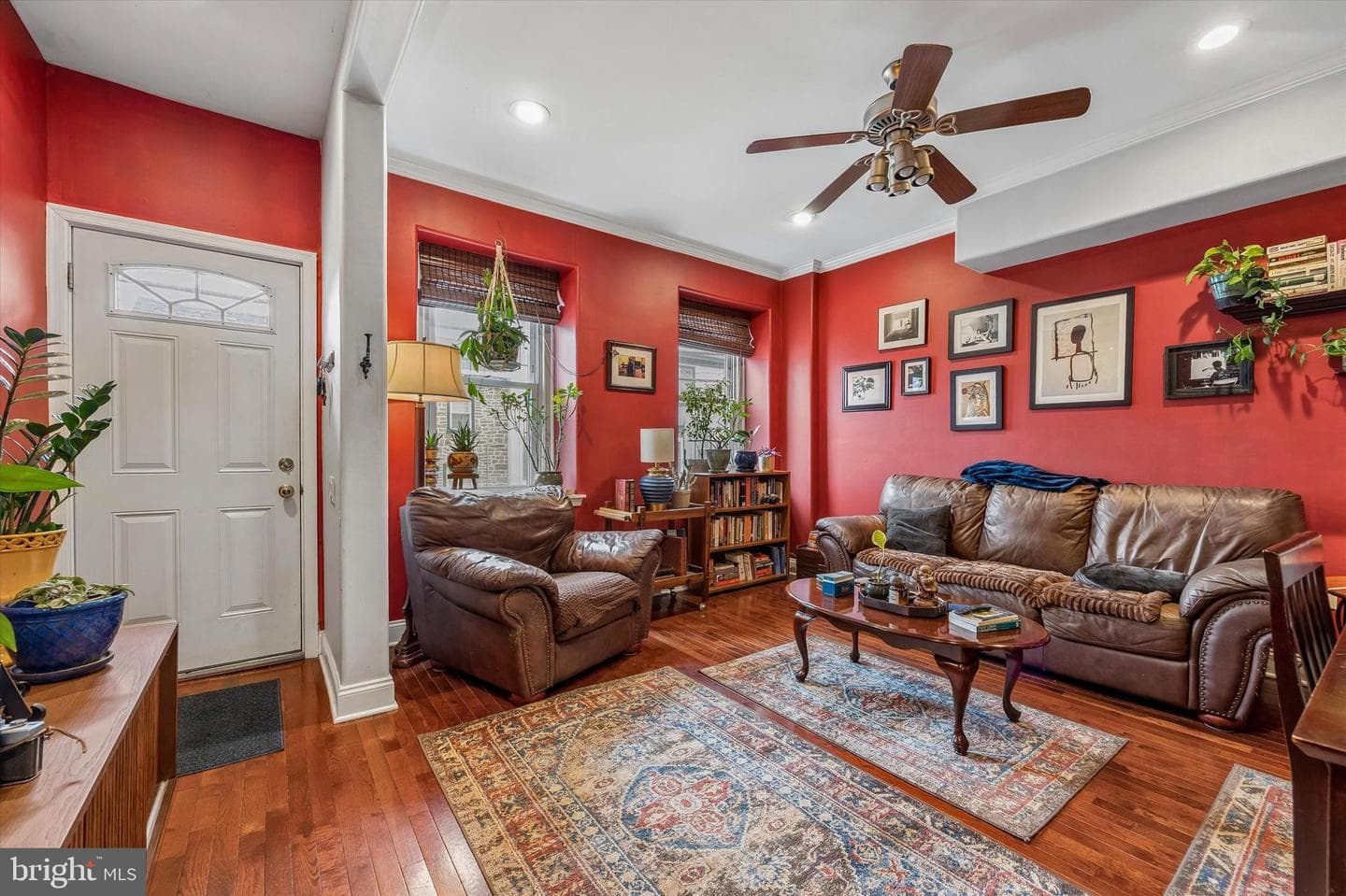 4833 Umbria Street photo 3