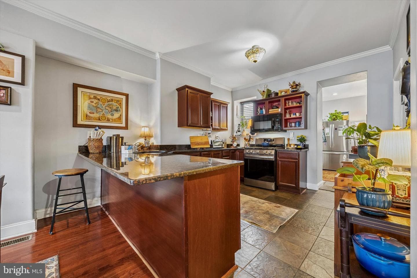 4833 Umbria Street photo 8