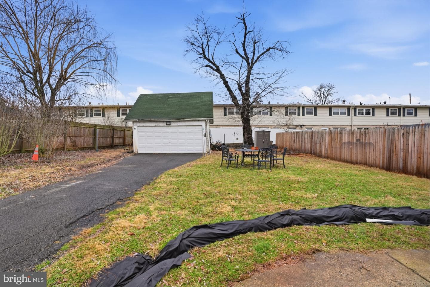 14020 Dana Avenue photo 19