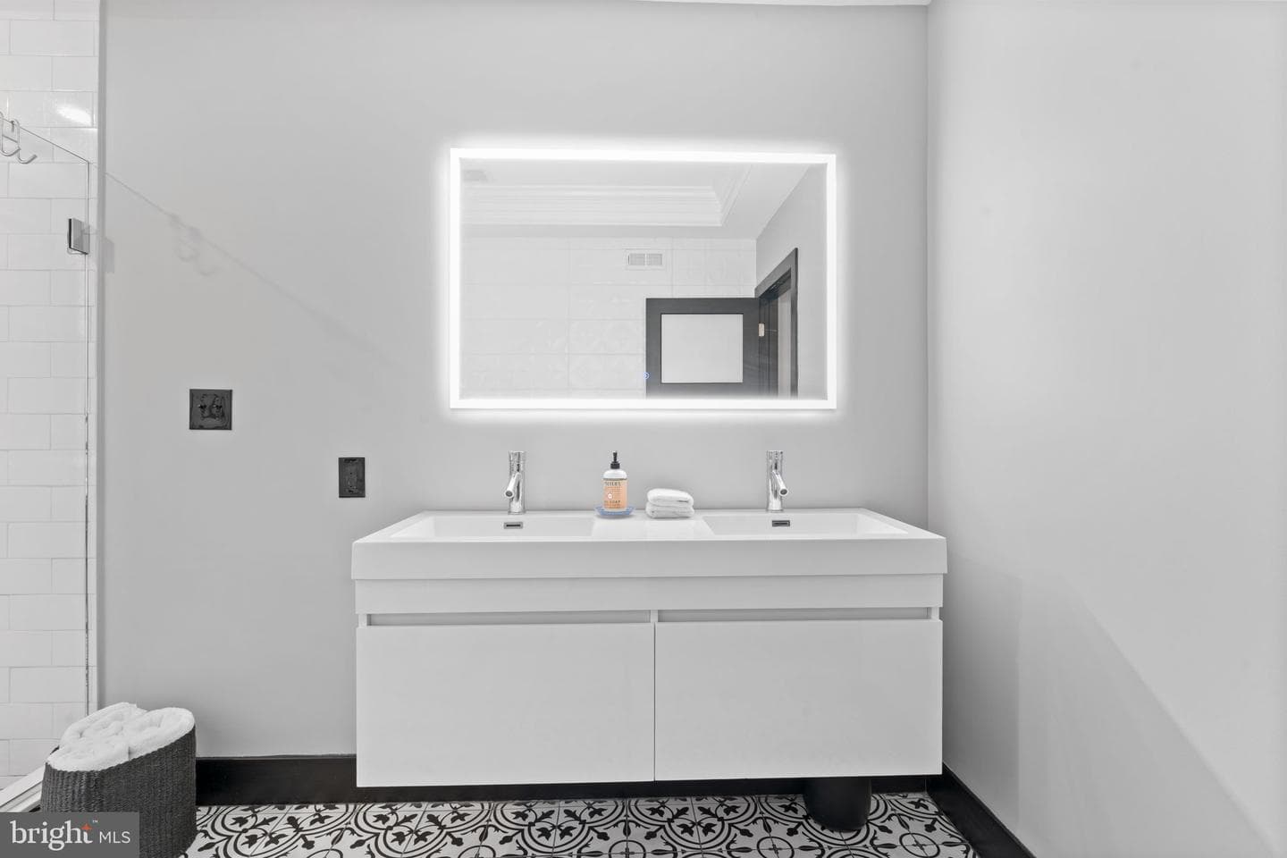 2674 Martha Street photo 24