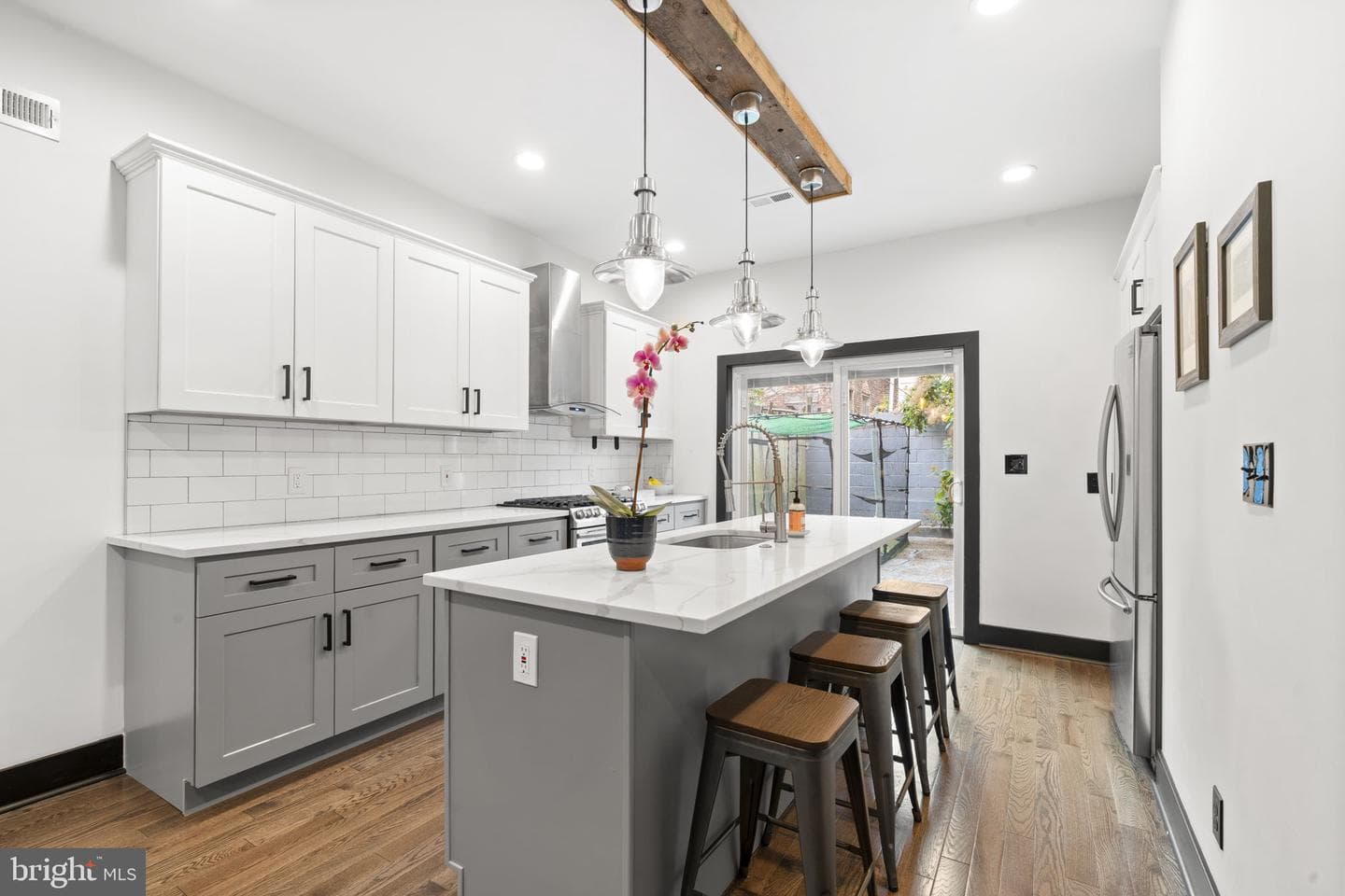 2674 Martha Street photo 8