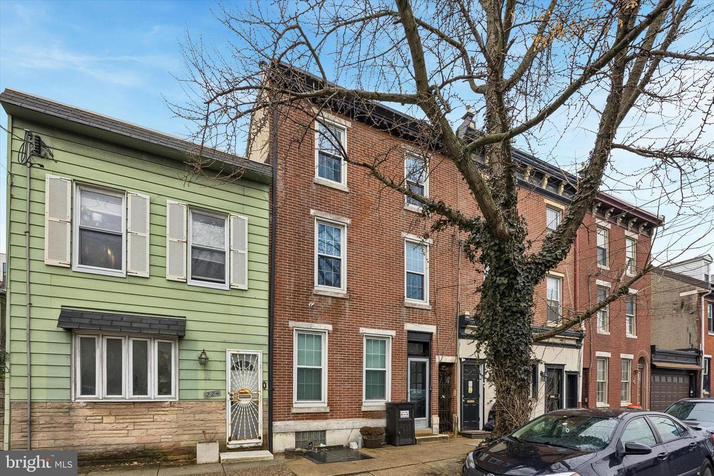 222 Richmond Street photo 37