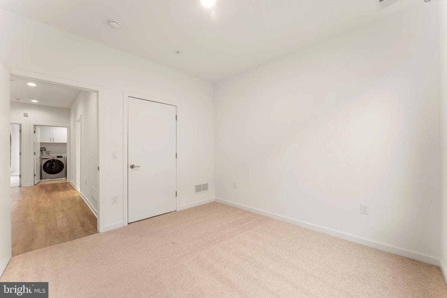 3208 Parkview Walk photo 30