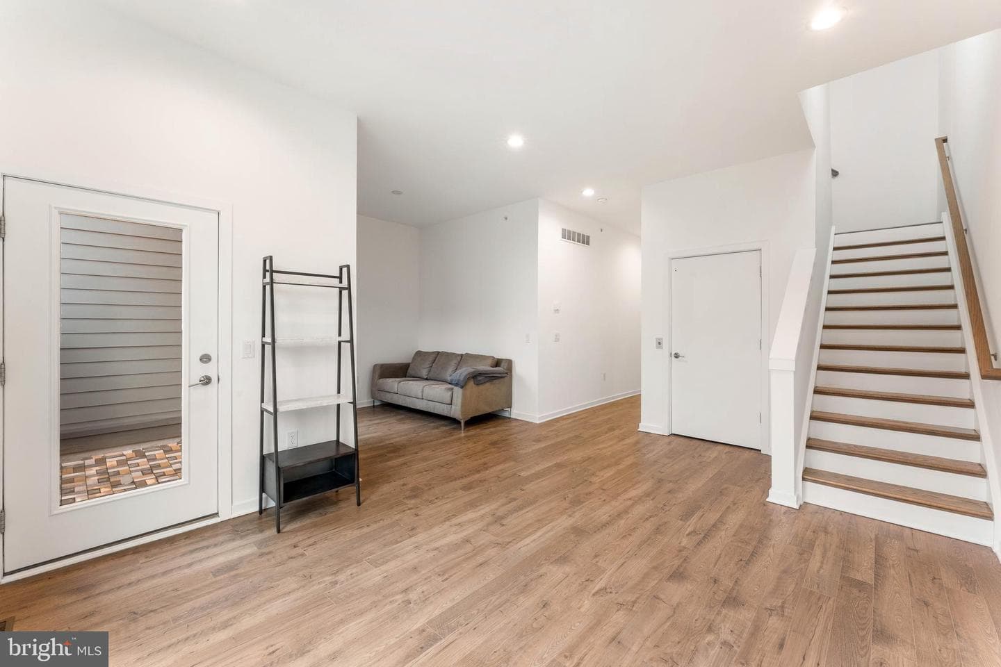 3208 Parkview Walk photo 36