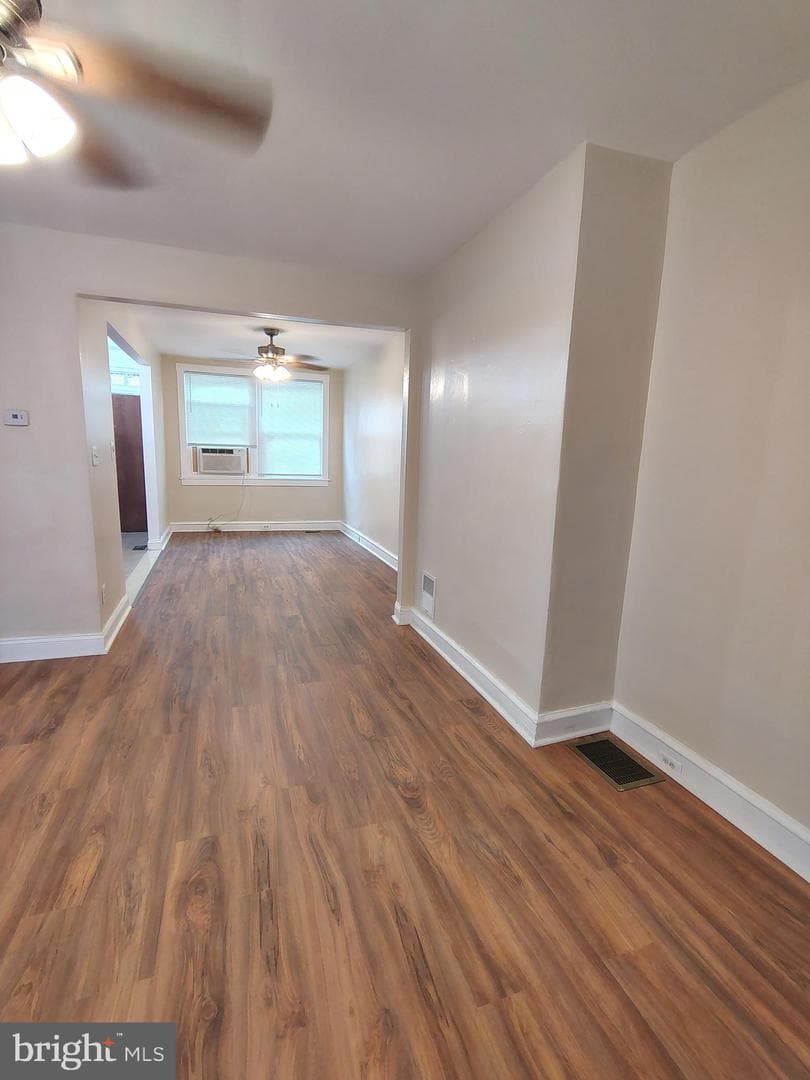 7129 Buist Avenue photo 2