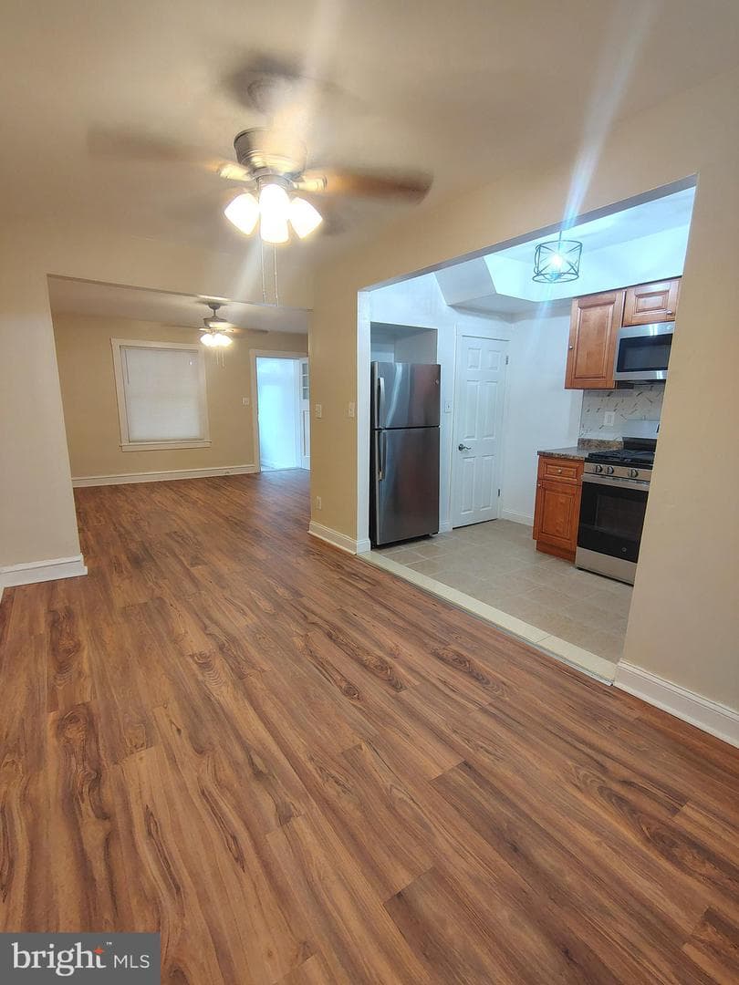 7129 Buist Avenue photo 3