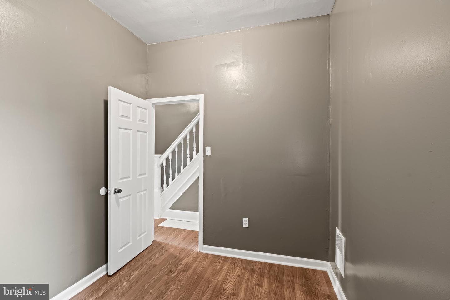 1848 S Conestoga Street photo 7