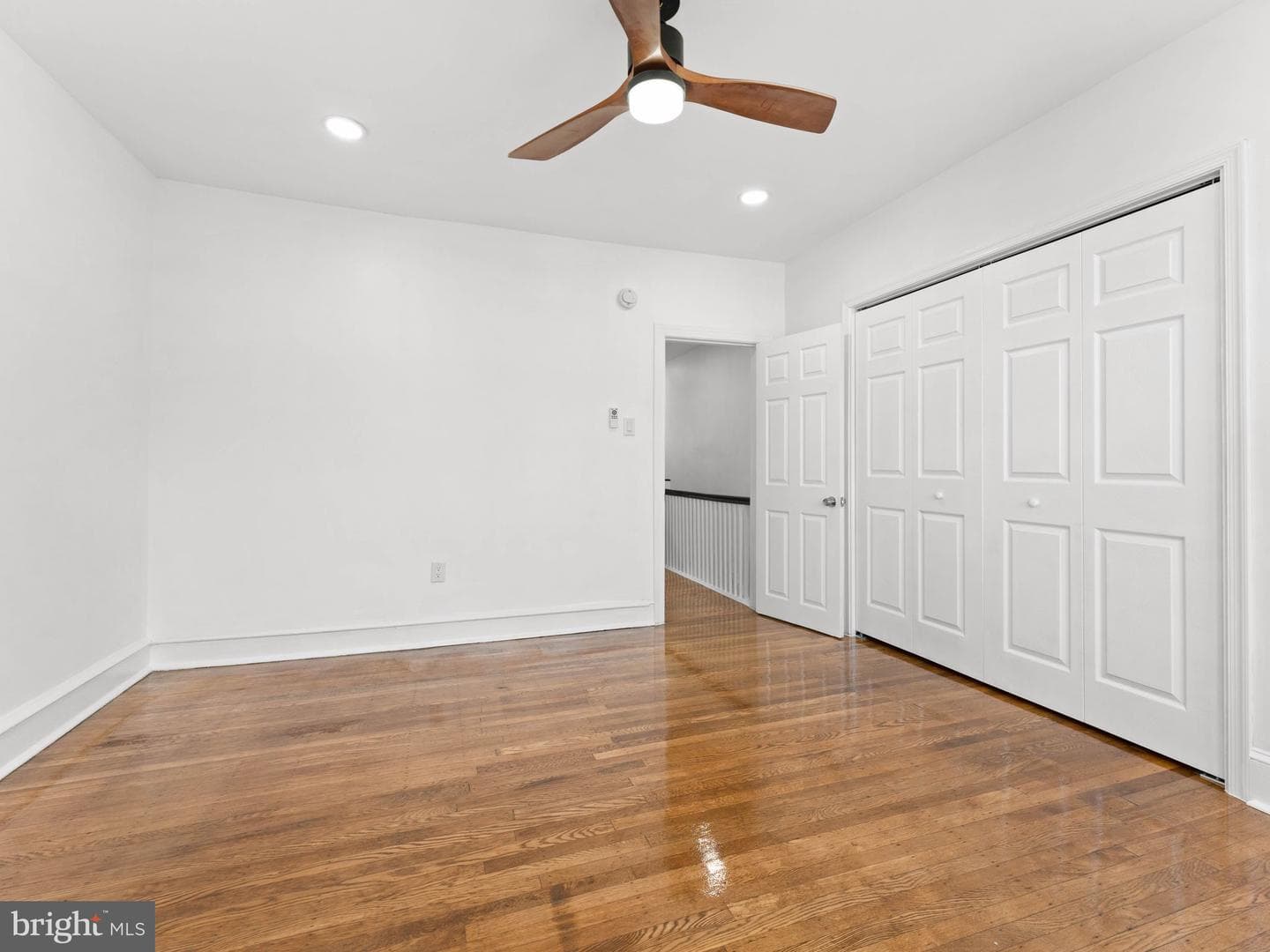 5448 W Montgomery Avenue photo 17