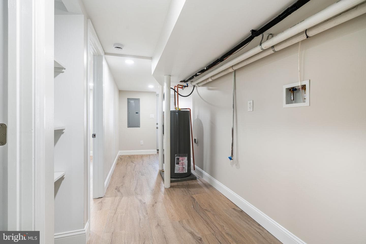 7705 Pickering Avenue photo 23