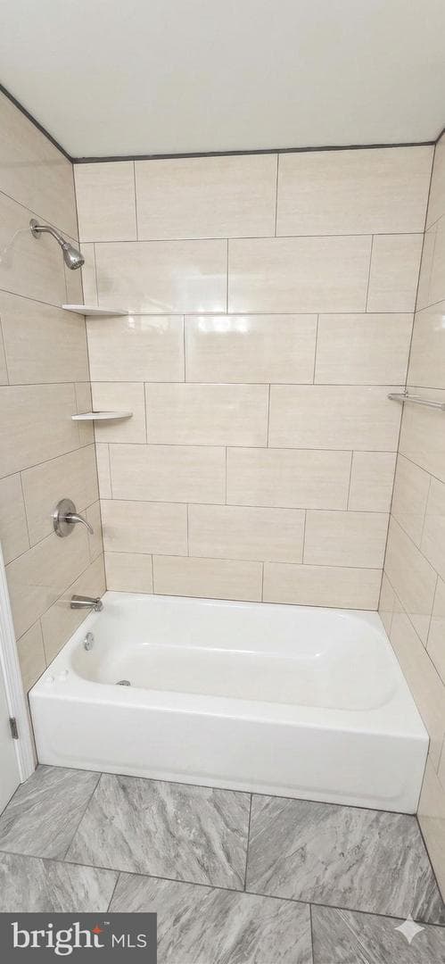 5240 E Roosevelt Boulevard photo 20
