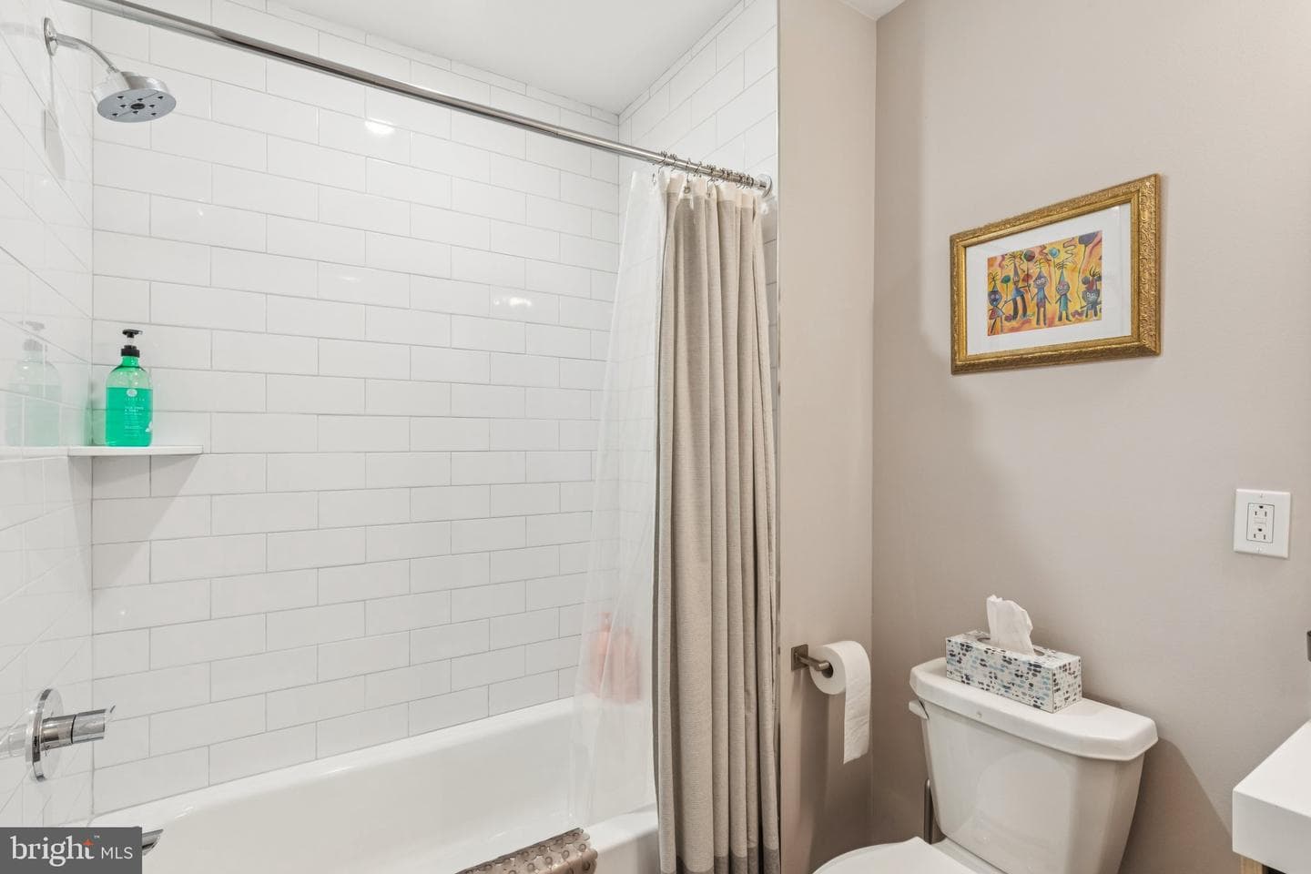 1648-50 Ridge Avenue #301 photo 23