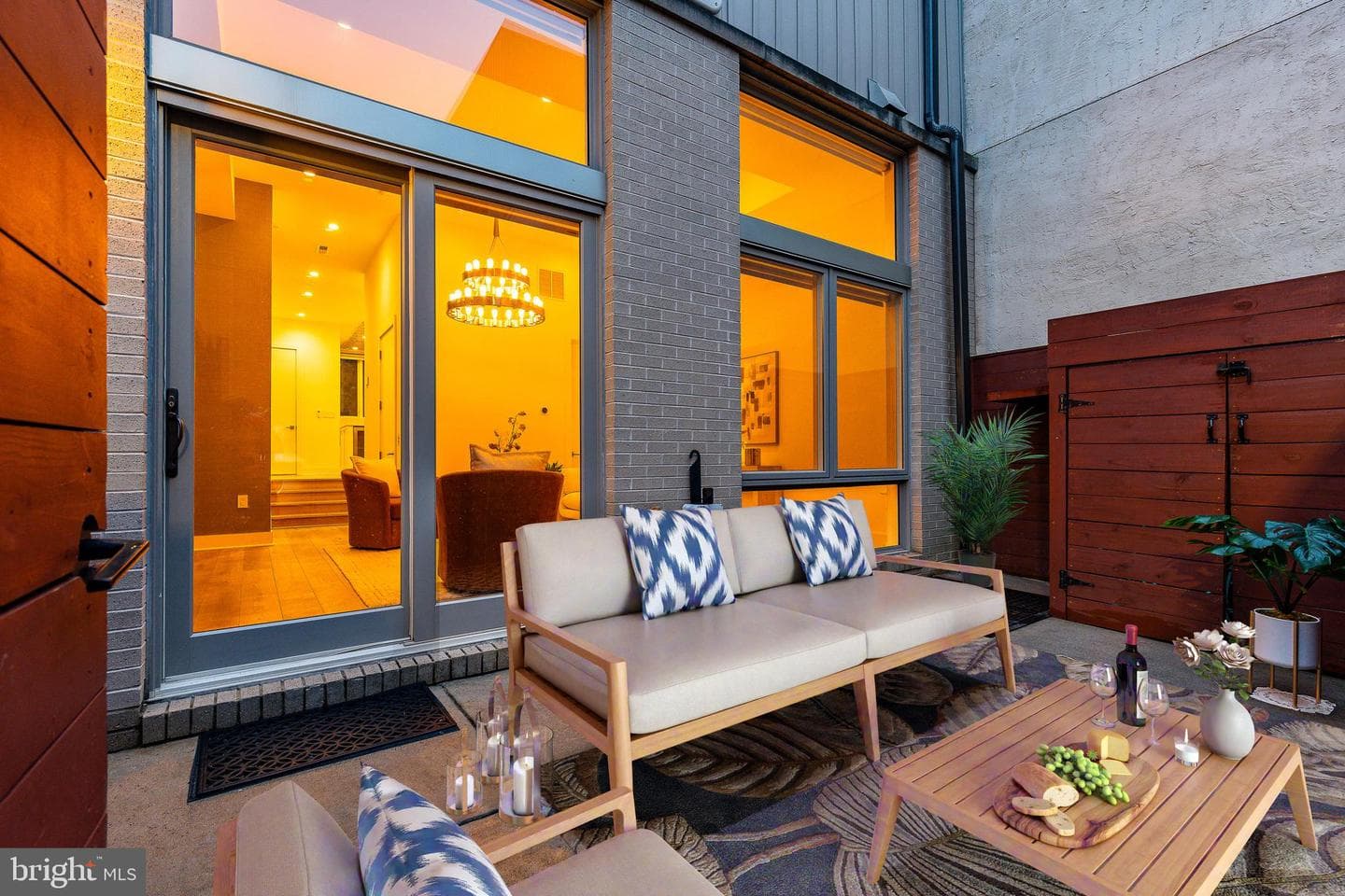 622 S 7th Street photo 6