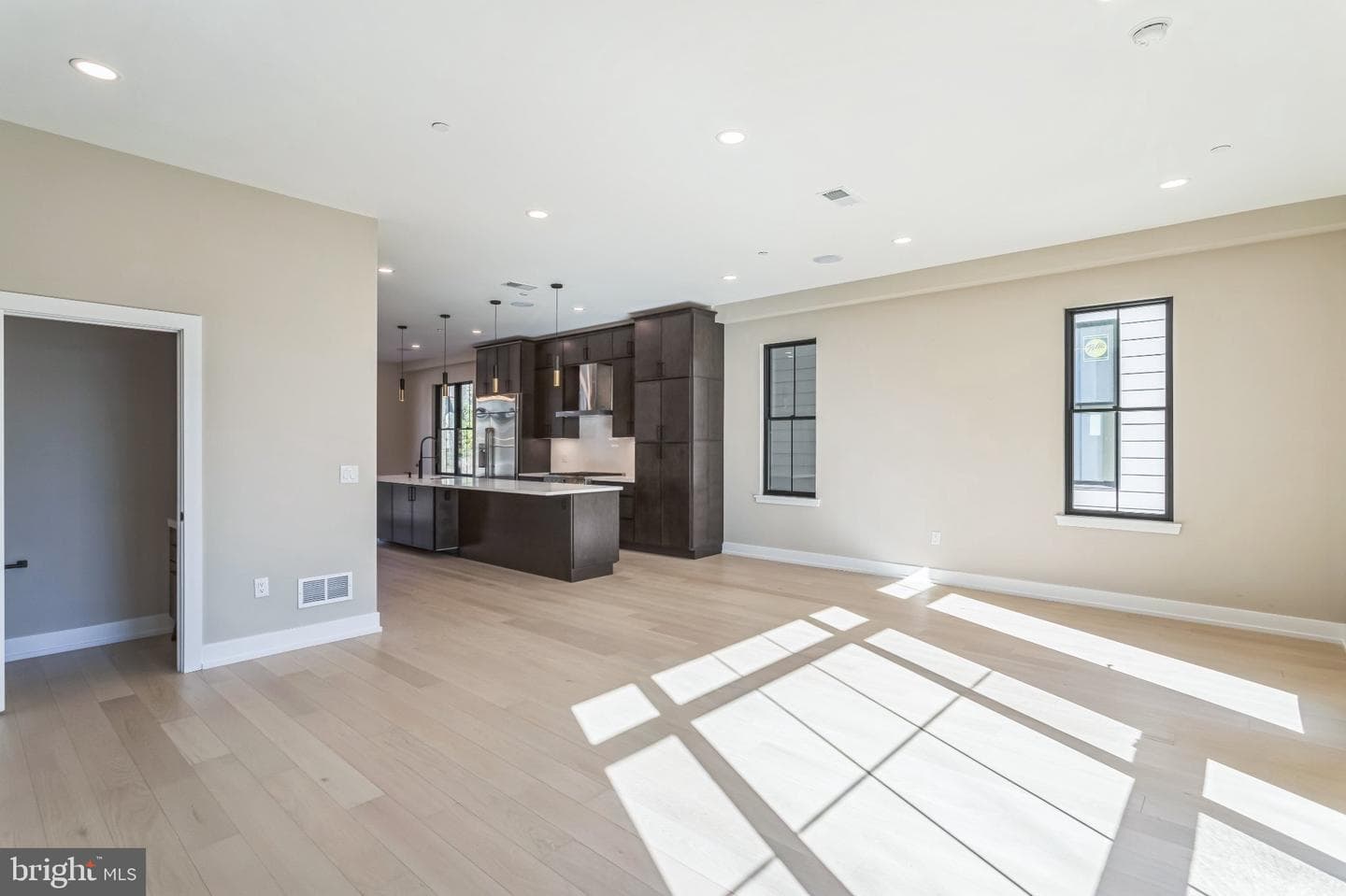 202 Kalos Street photo 12