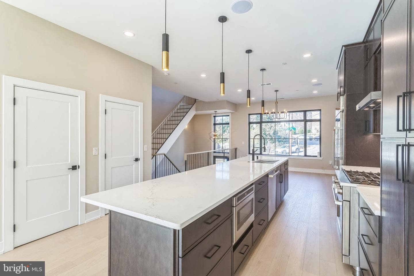 202 Kalos Street photo 16