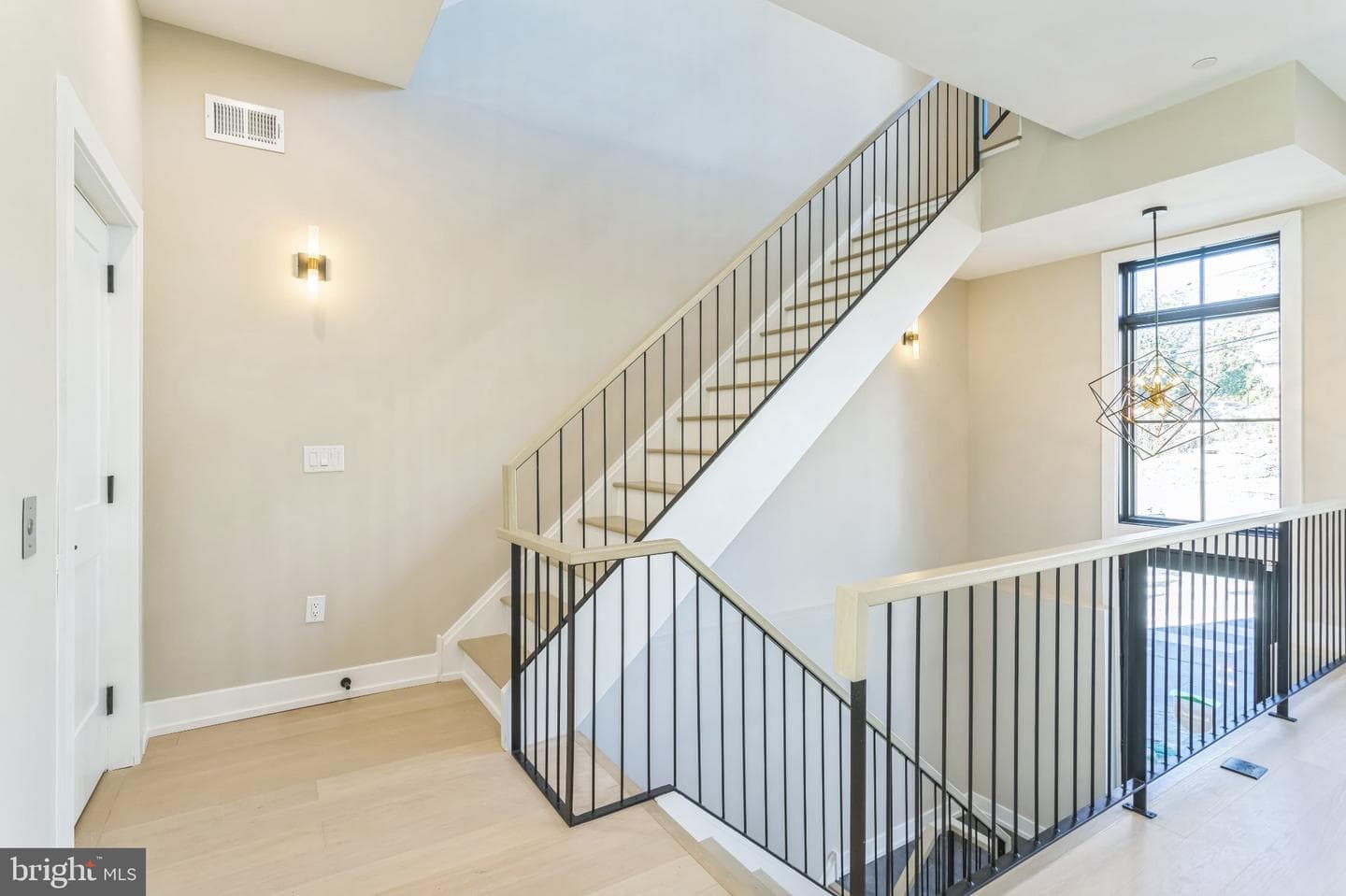 202 Kalos Street photo 18