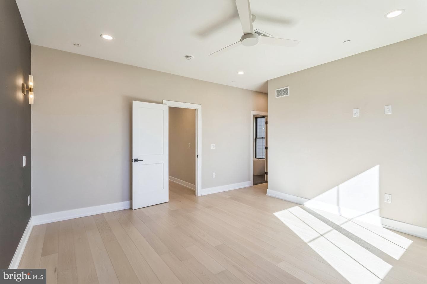 202 Kalos Street photo 23