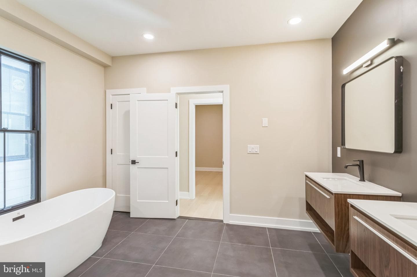 202 Kalos Street photo 28