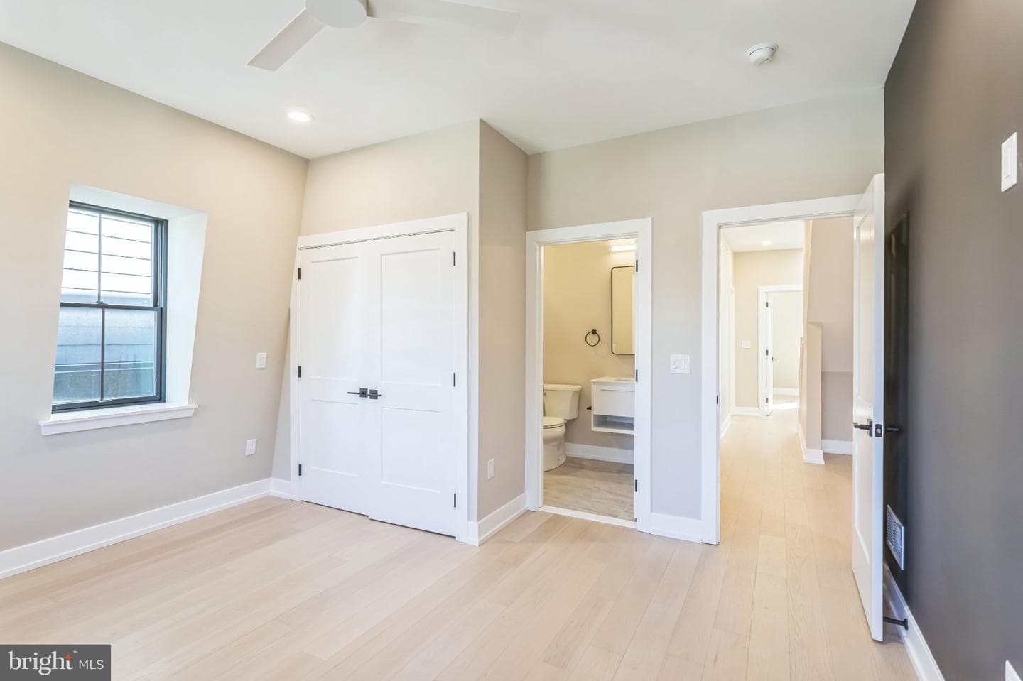 202 Kalos Street photo 32