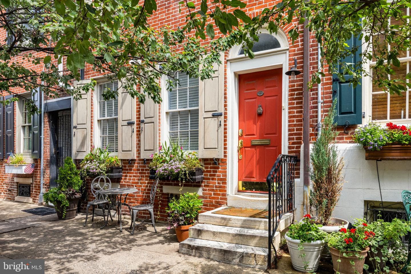 129 Bainbridge Street, Philadelphia