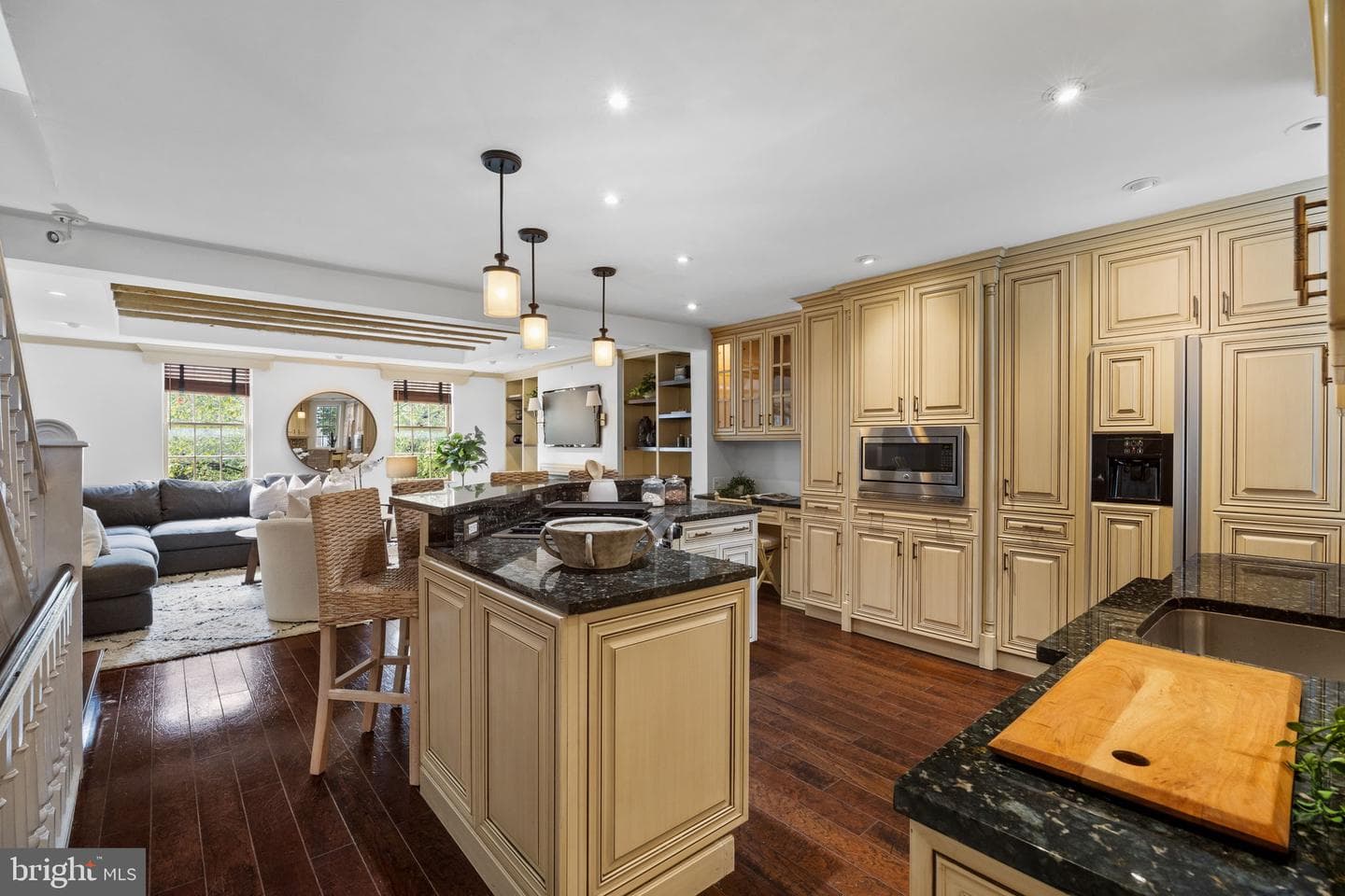 129 Bainbridge Street photo 14