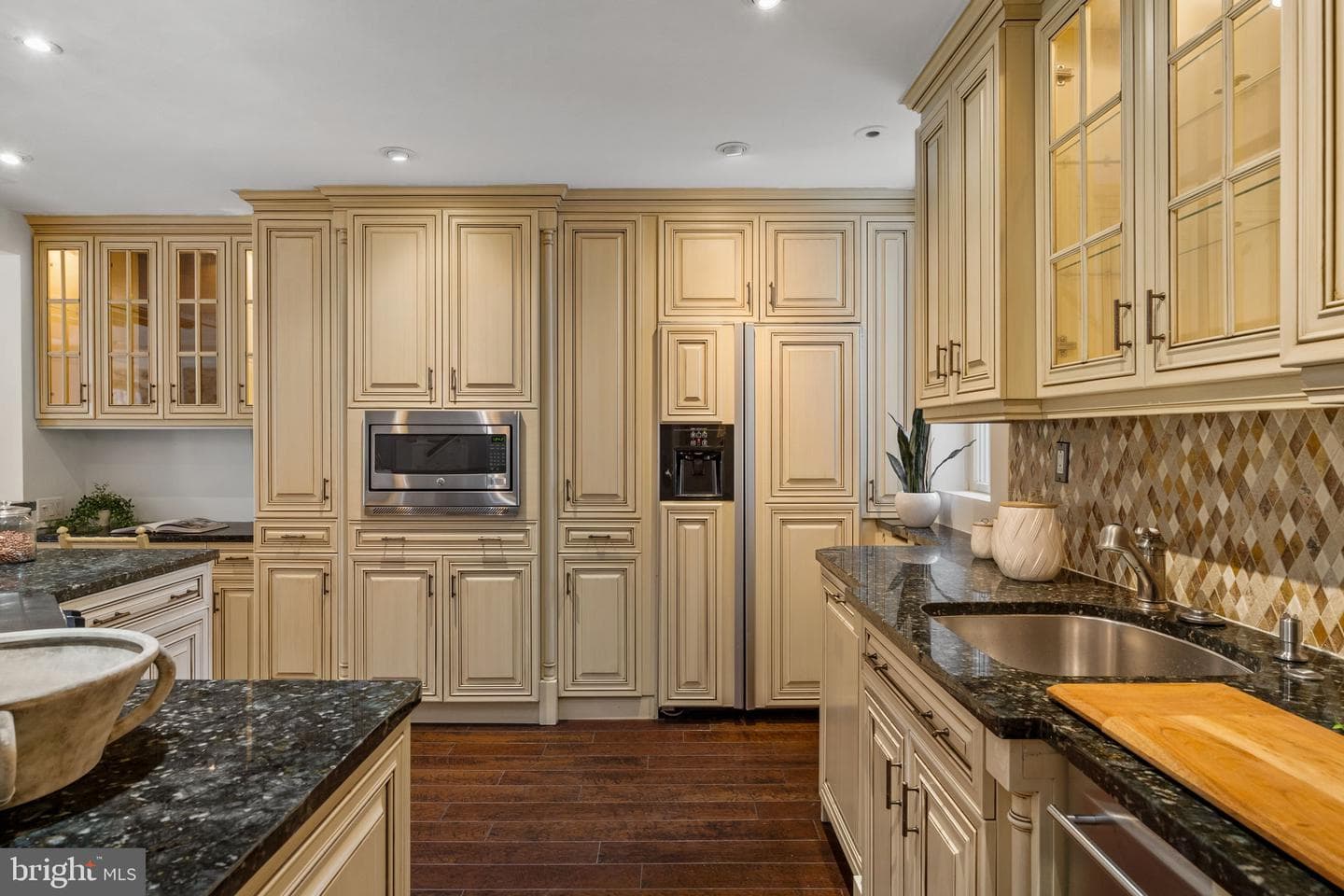 129 Bainbridge Street photo 15