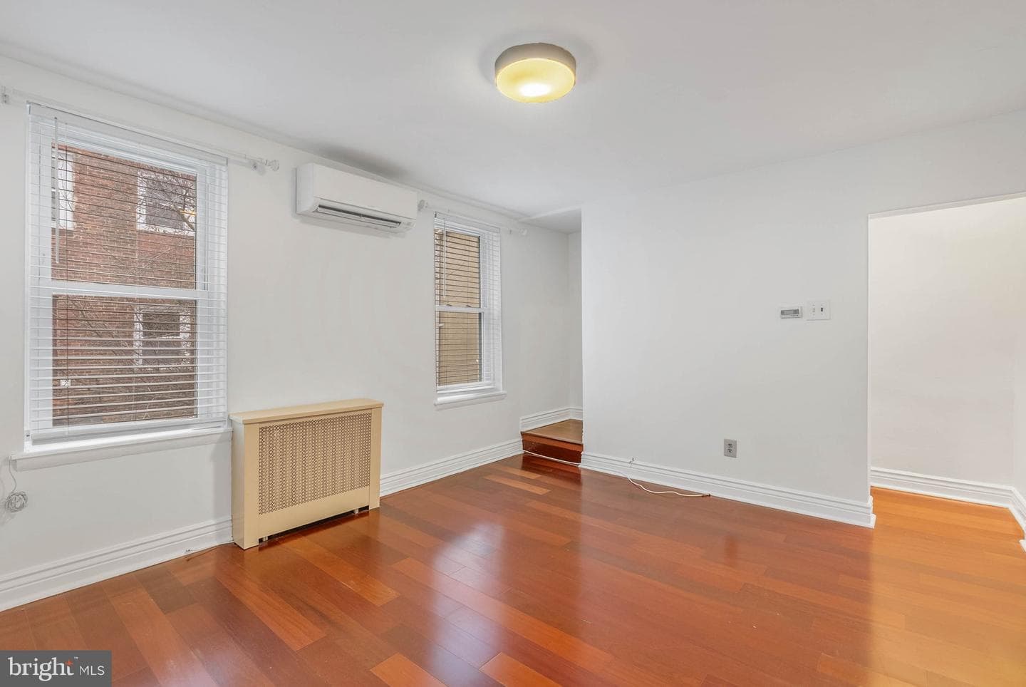 129 Bainbridge Street photo 51