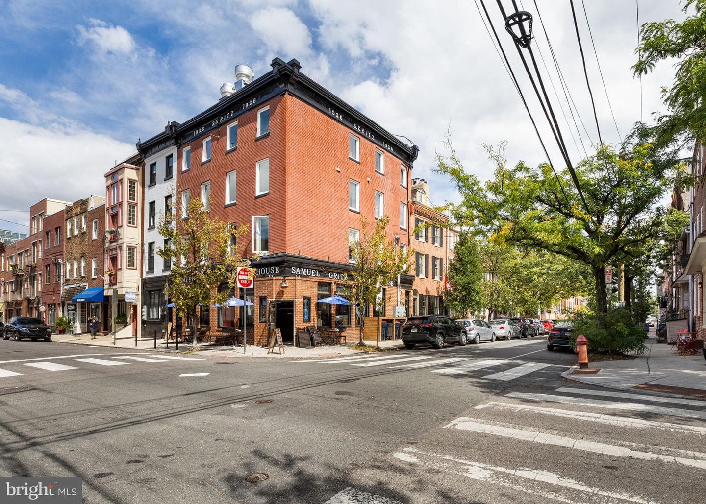 129 Bainbridge Street photo 57