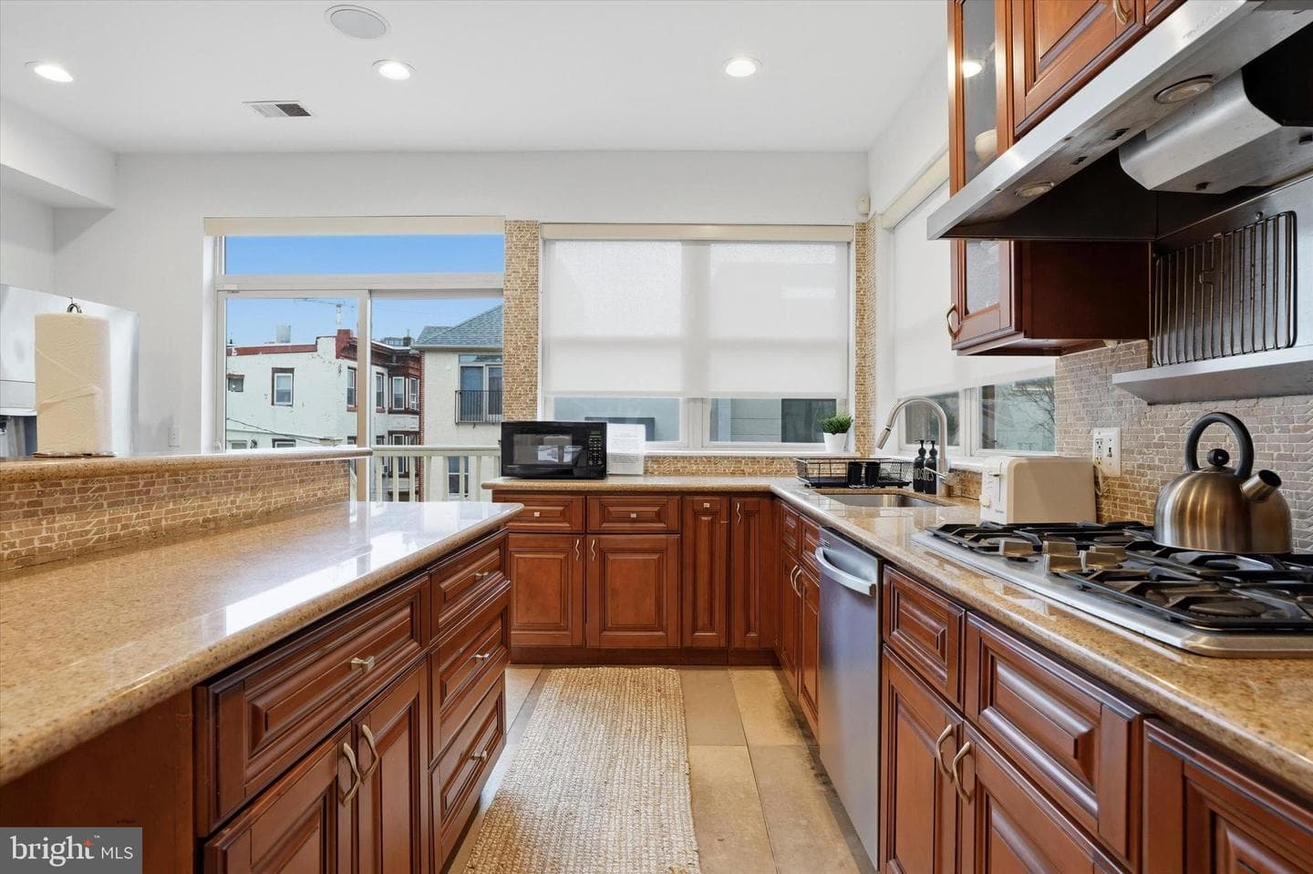 1011 N Orianna Street photo 17