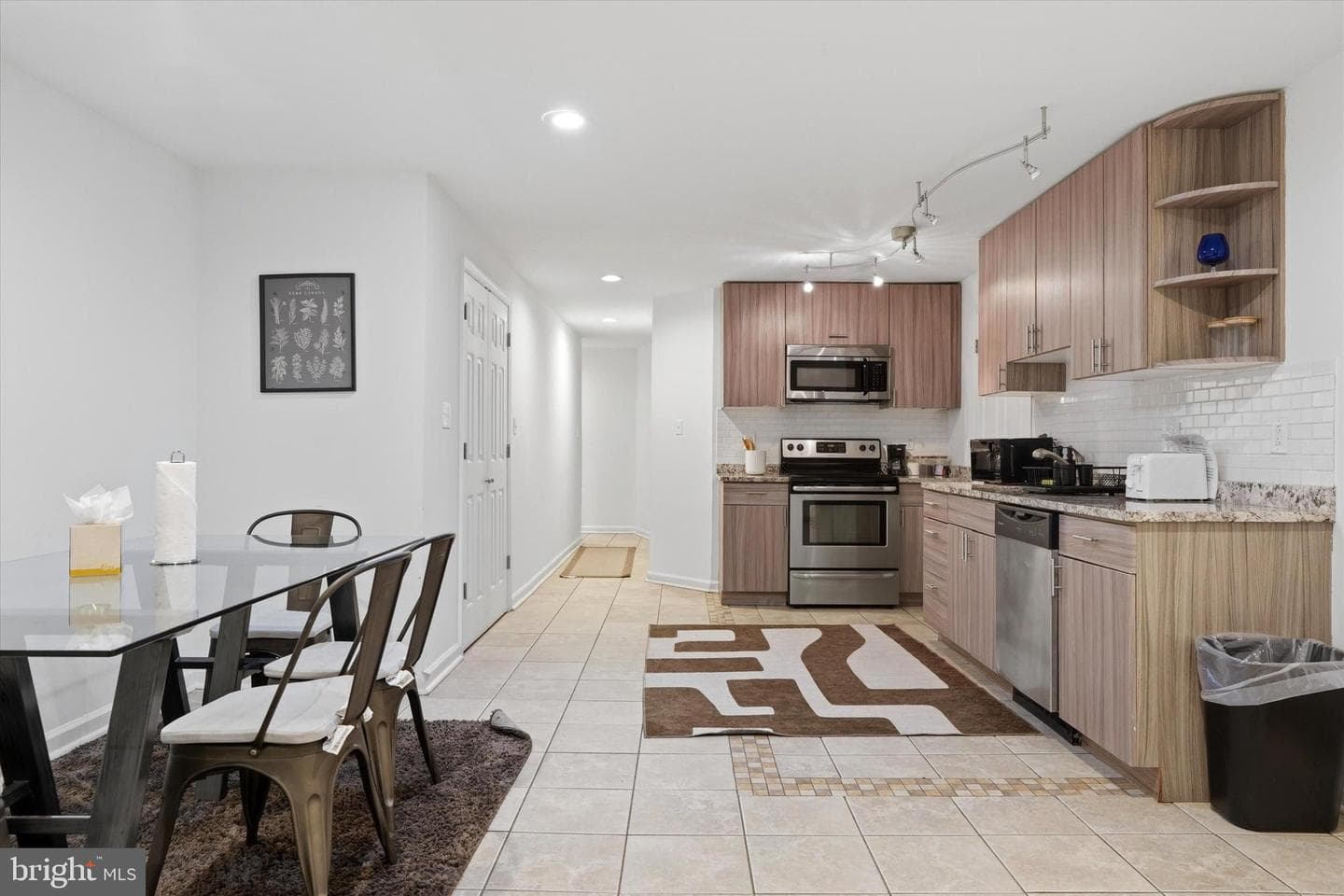 1011 N Orianna Street photo 43
