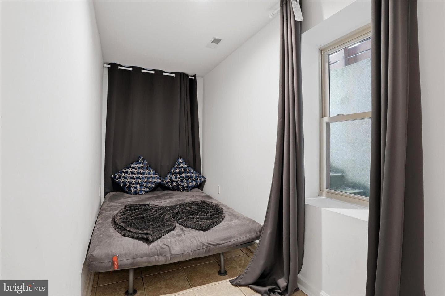1011 N Orianna Street photo 47