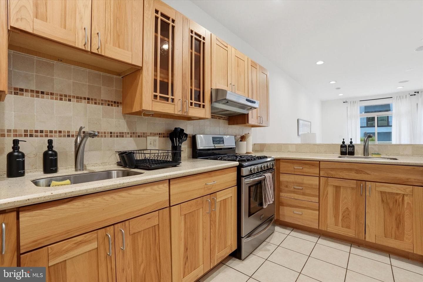 1011 N Orianna Street photo 5