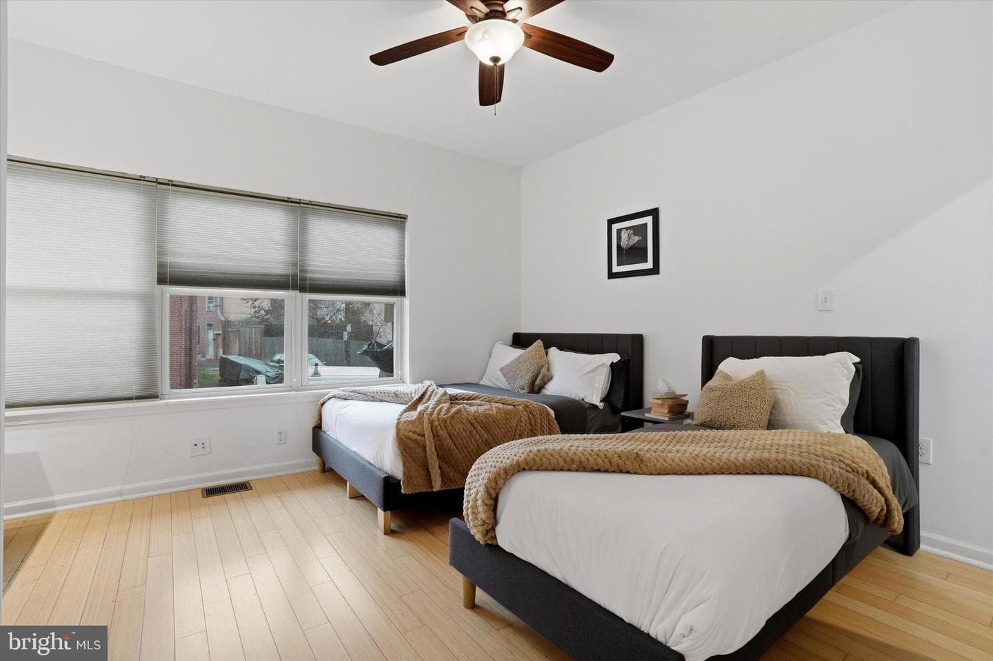 1011 N Orianna Street photo 6