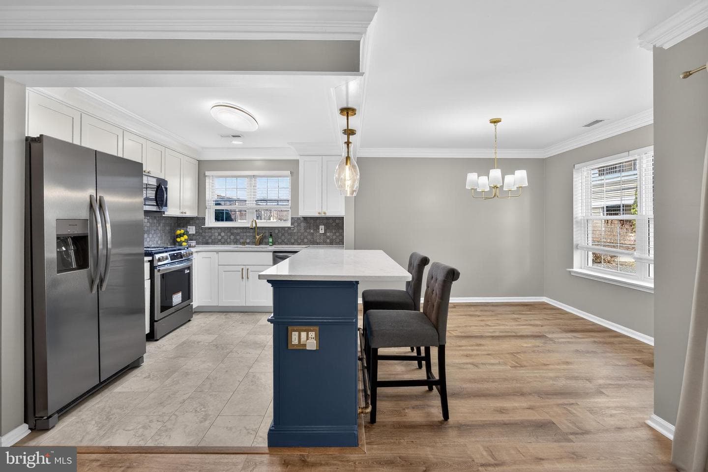 71101 Delaire Landing Road #101 photo 9