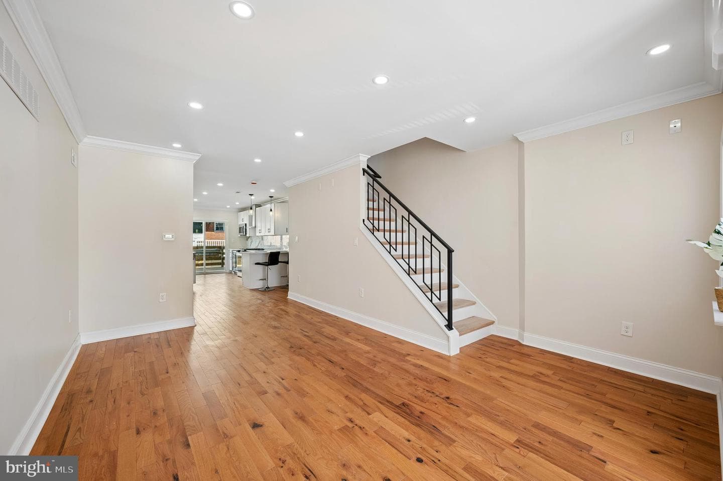 5753 Haddington Street photo 5