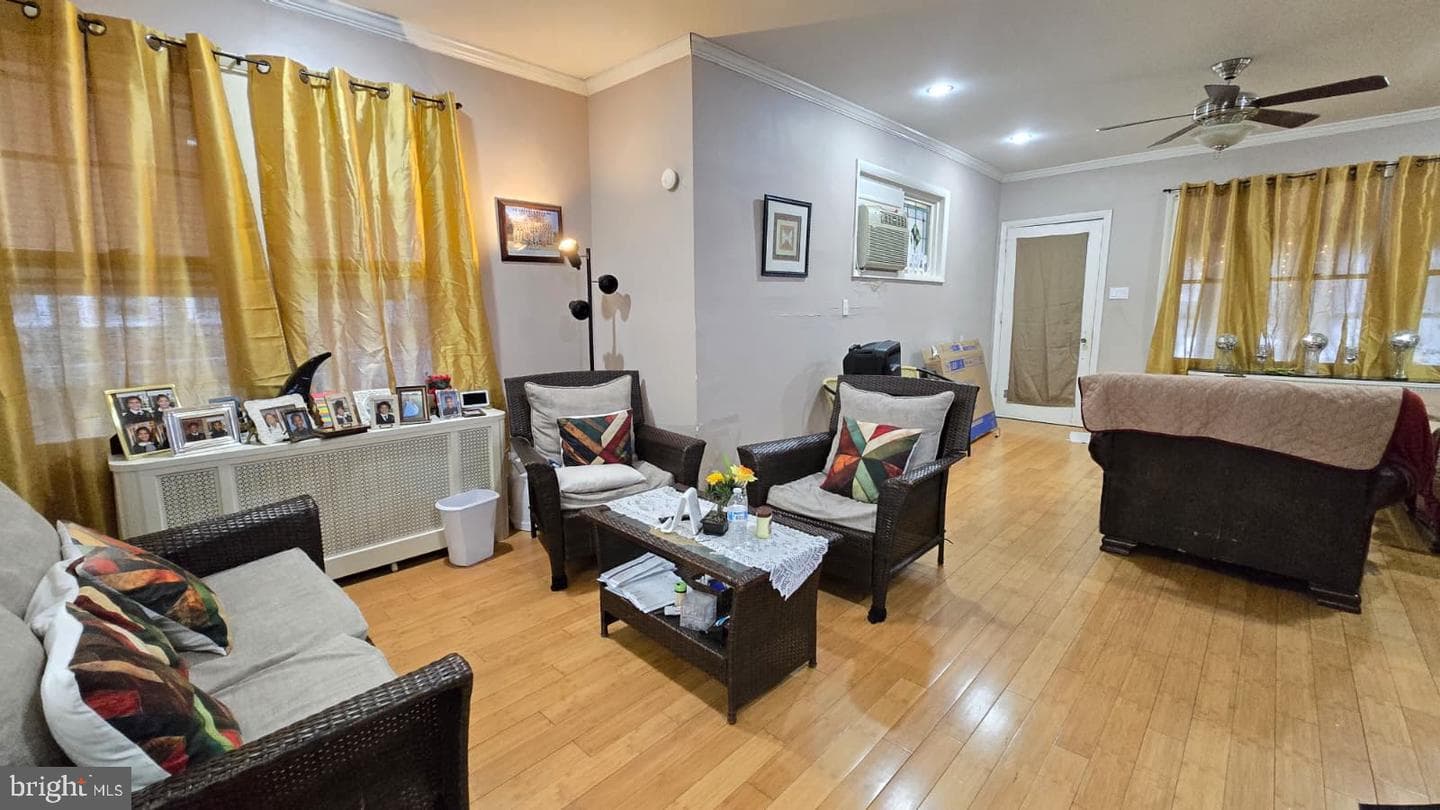 420 Gilham Street photo 2