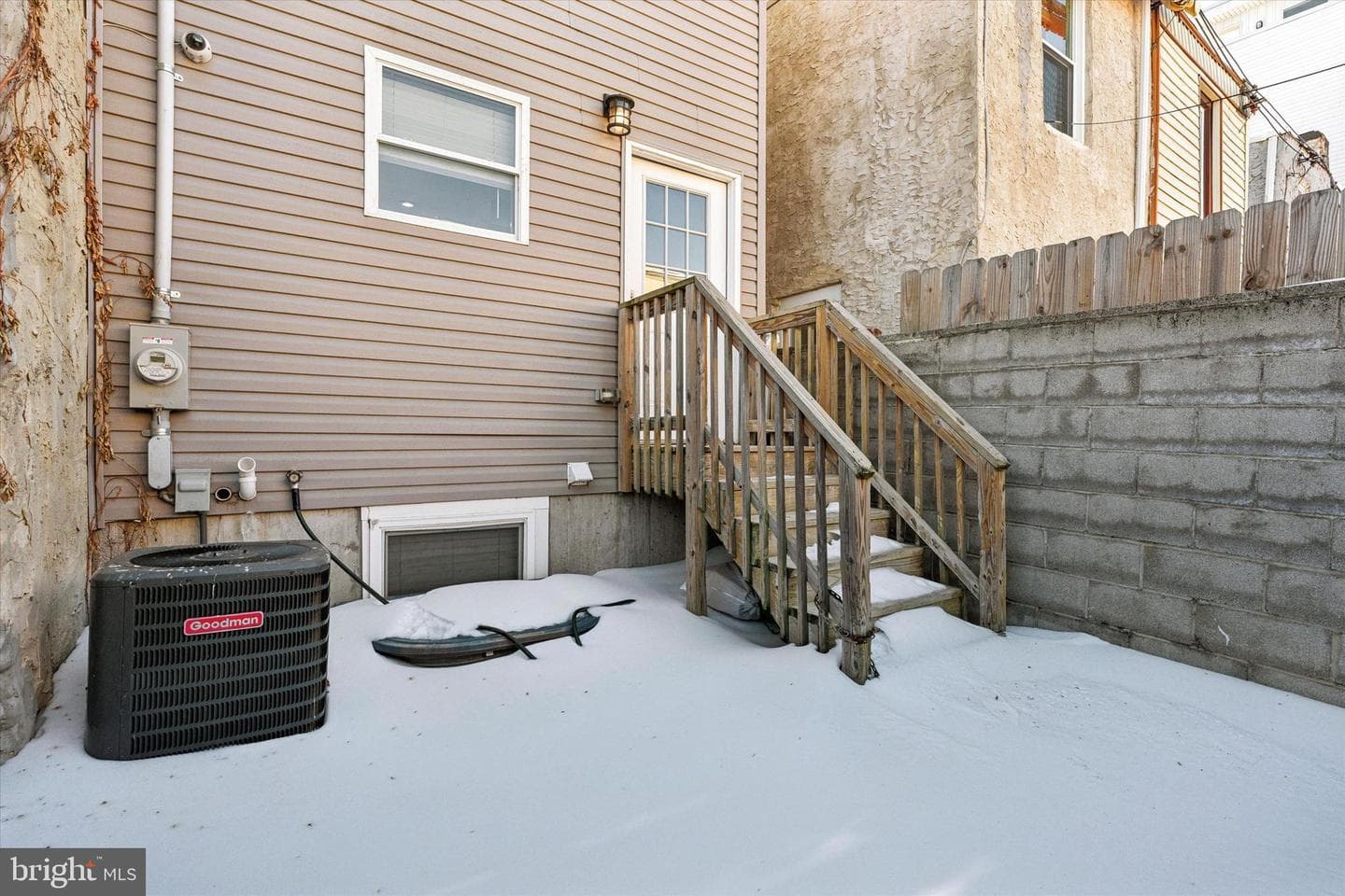 2127 Cross Street photo 24