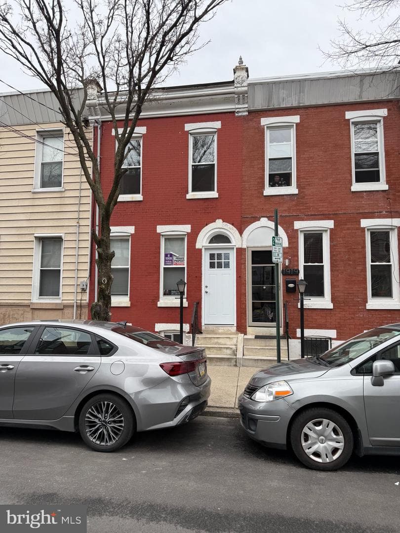 1921 N Hancock Street
