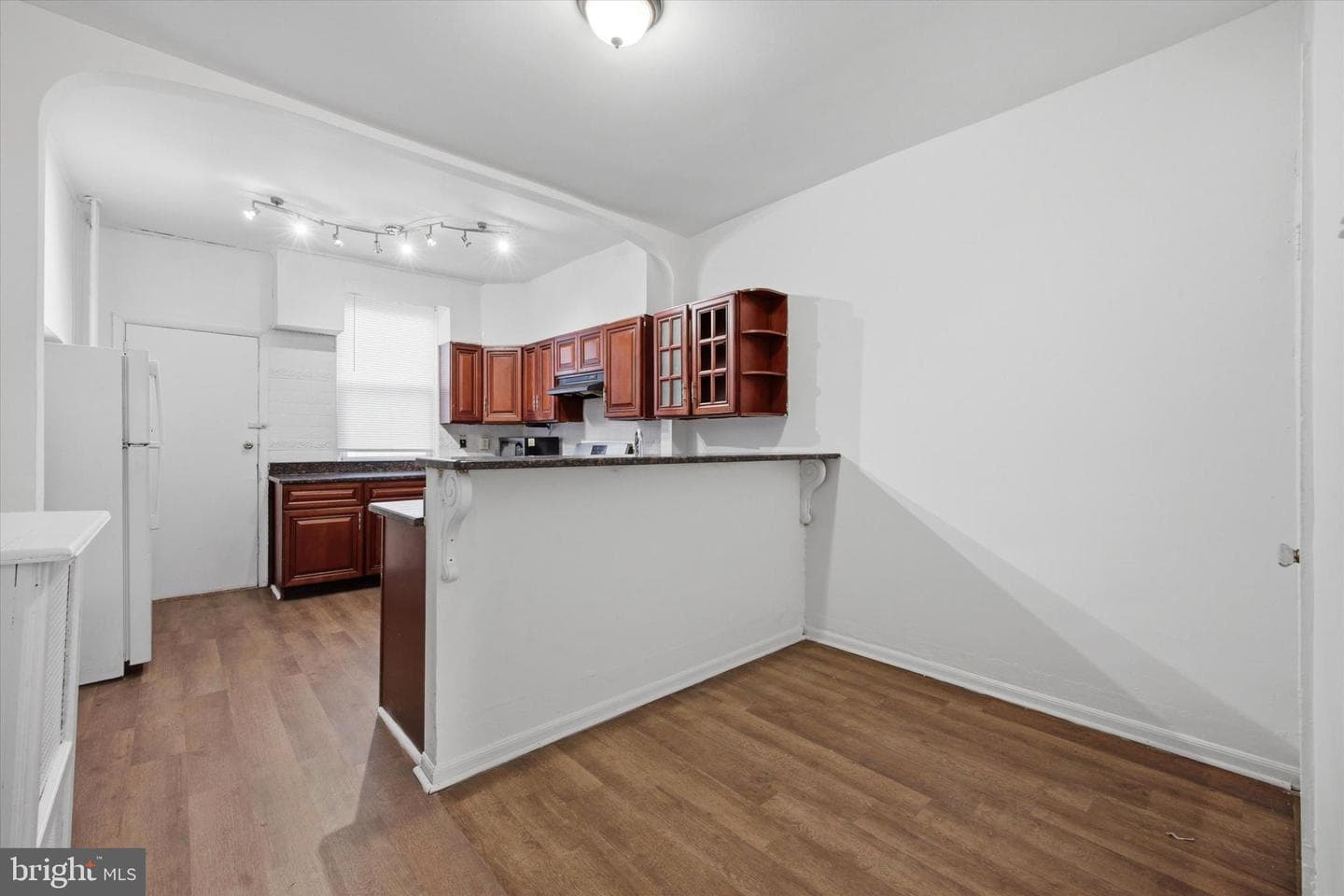 227 W Rockland Street photo 19