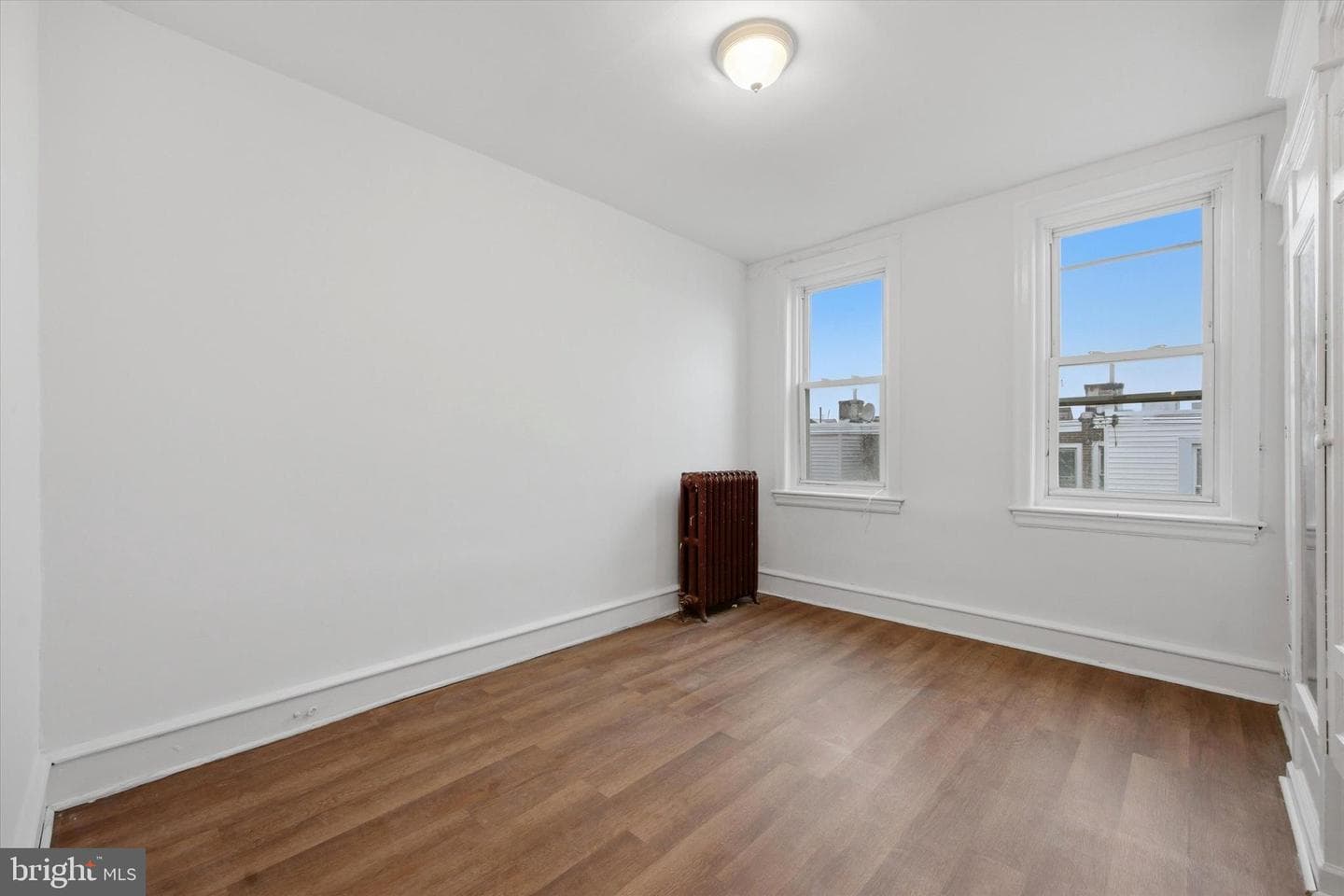 227 W Rockland Street photo 23