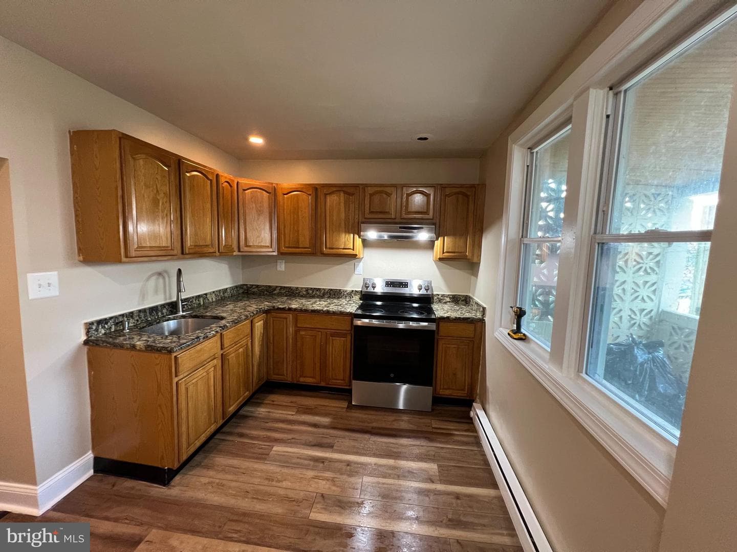 2221 N Fairhill Street photo 5