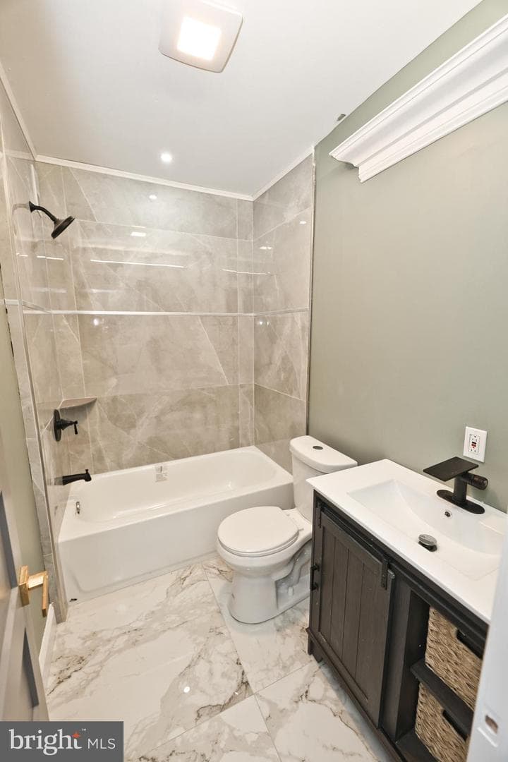 5836 Pemberton Street photo 22