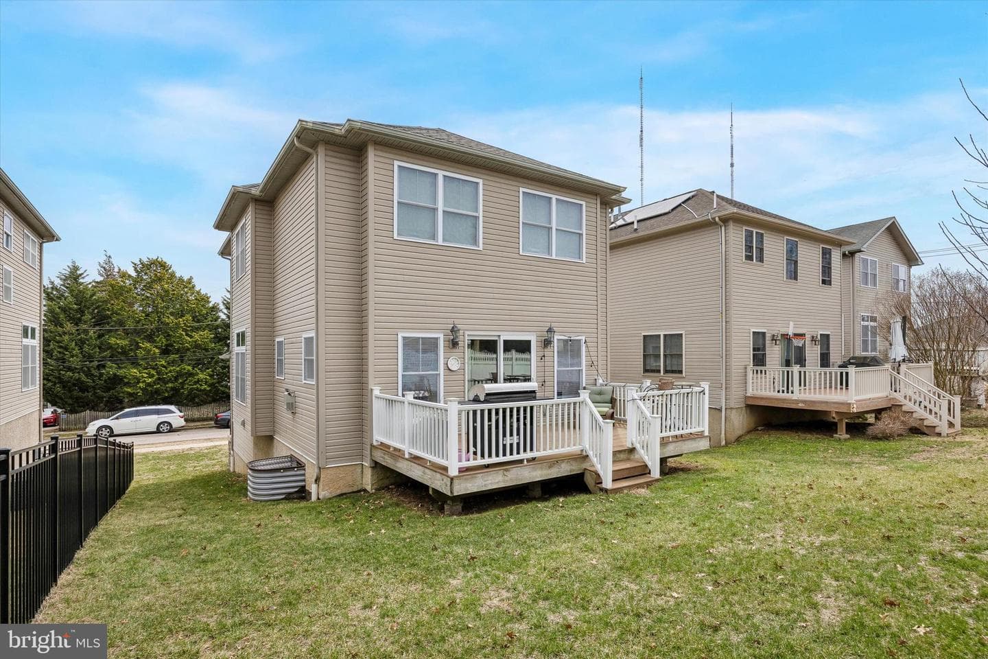 462 Oriole Street photo 33